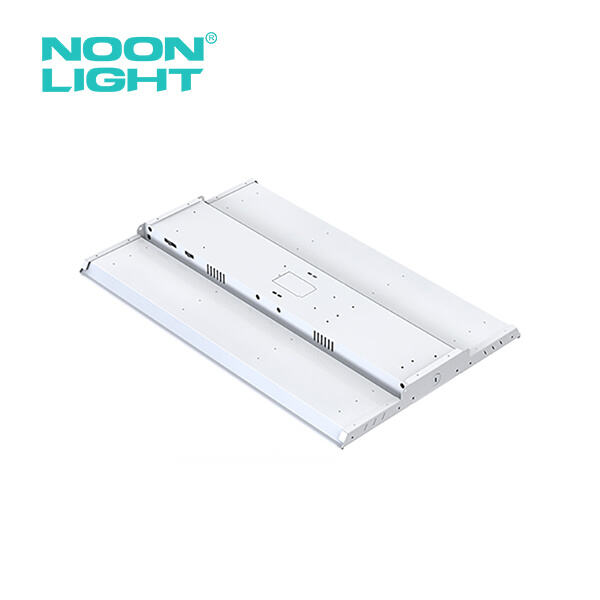 Bénéficiez d'un éclairage supérieur et d'une distribution lumineuse uniforme grâce à nos lumières linéaires LED basse baie avancées, parfaites pour les grands espaces et les plafonds élevés.