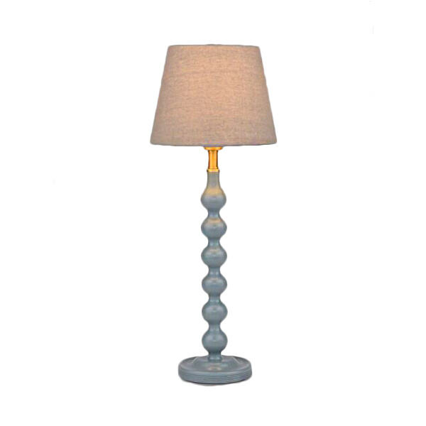 Finden Sie die richtige Beleuchtungslösung mit modernen Nachttischlampen fürs Schlafzimmer.