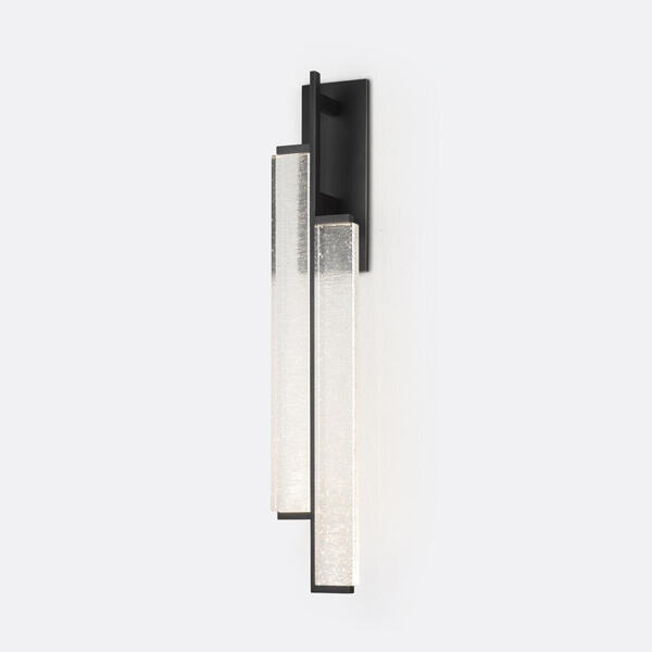Experience enhanced productivity with a focused wall-mounted reading lamp
