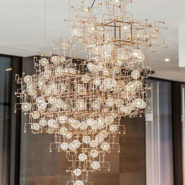 Custom-made light fittings that stand