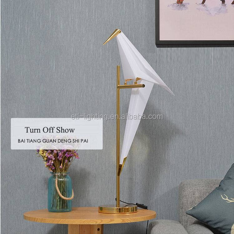 Lampe de Table Led en acrylique fantaisie nordique, lampe de chevet moderne, lampe de bureau, usine