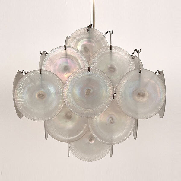 Illuminate Your Living Room with Statement-Making Chandelier Lamps