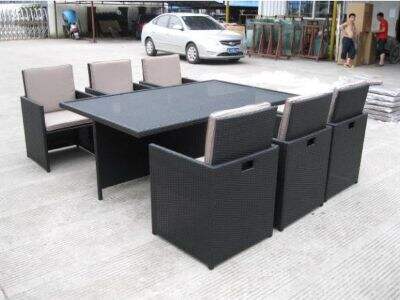 Ako hliníkové terasové stoličky zvyšujú príjem skúsenosti pri jedle na vonkajších priestranstvách