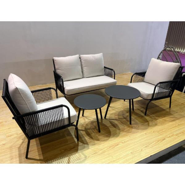 Enjoy the beauty of nature while relaxing on a garden sofa se