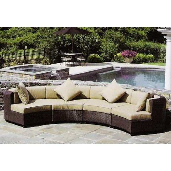 Rattan Chairs for a Chic and Cozy Look
