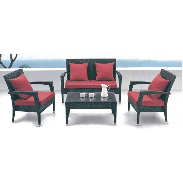 Protegeix-te dels raigs nocius del sol amb una ombrel·la de terrassa i el seu sostre