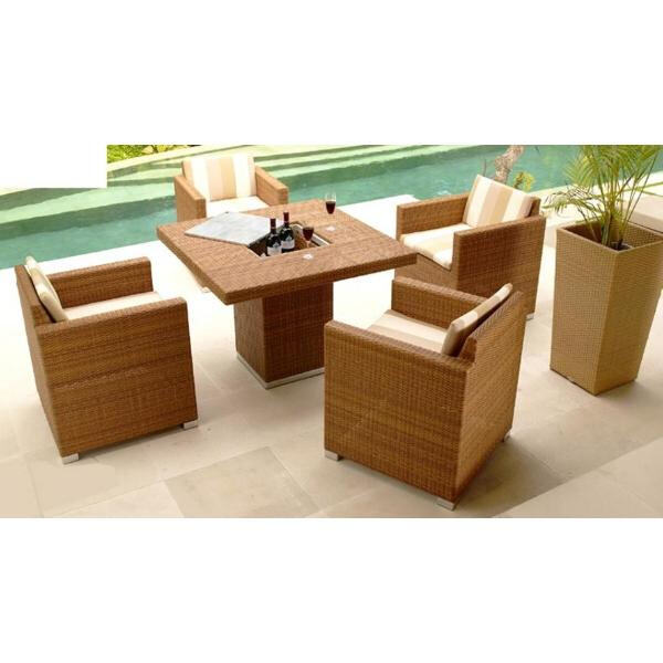 Crea una oasi rellevant al teu jardí amb un parasol de jardí