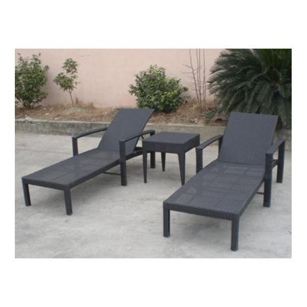 Transform your patio or deck into a cozy retreat with our selection of outdoor wicker chairs.