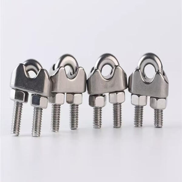 Luotettavia rinnakkaisura-liittimiä turvallisuuden ja kestävyyden varmistamiseksi