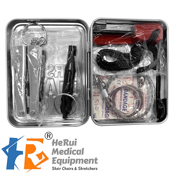 Some home first aid kit essentials that everyone should have: