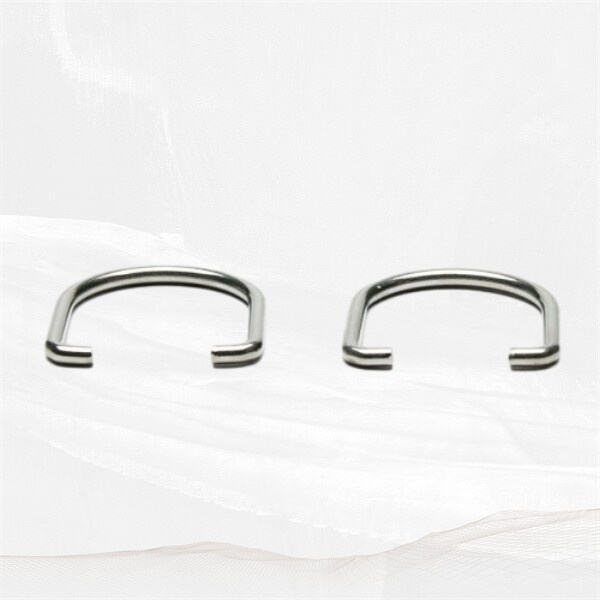 Small spring clips