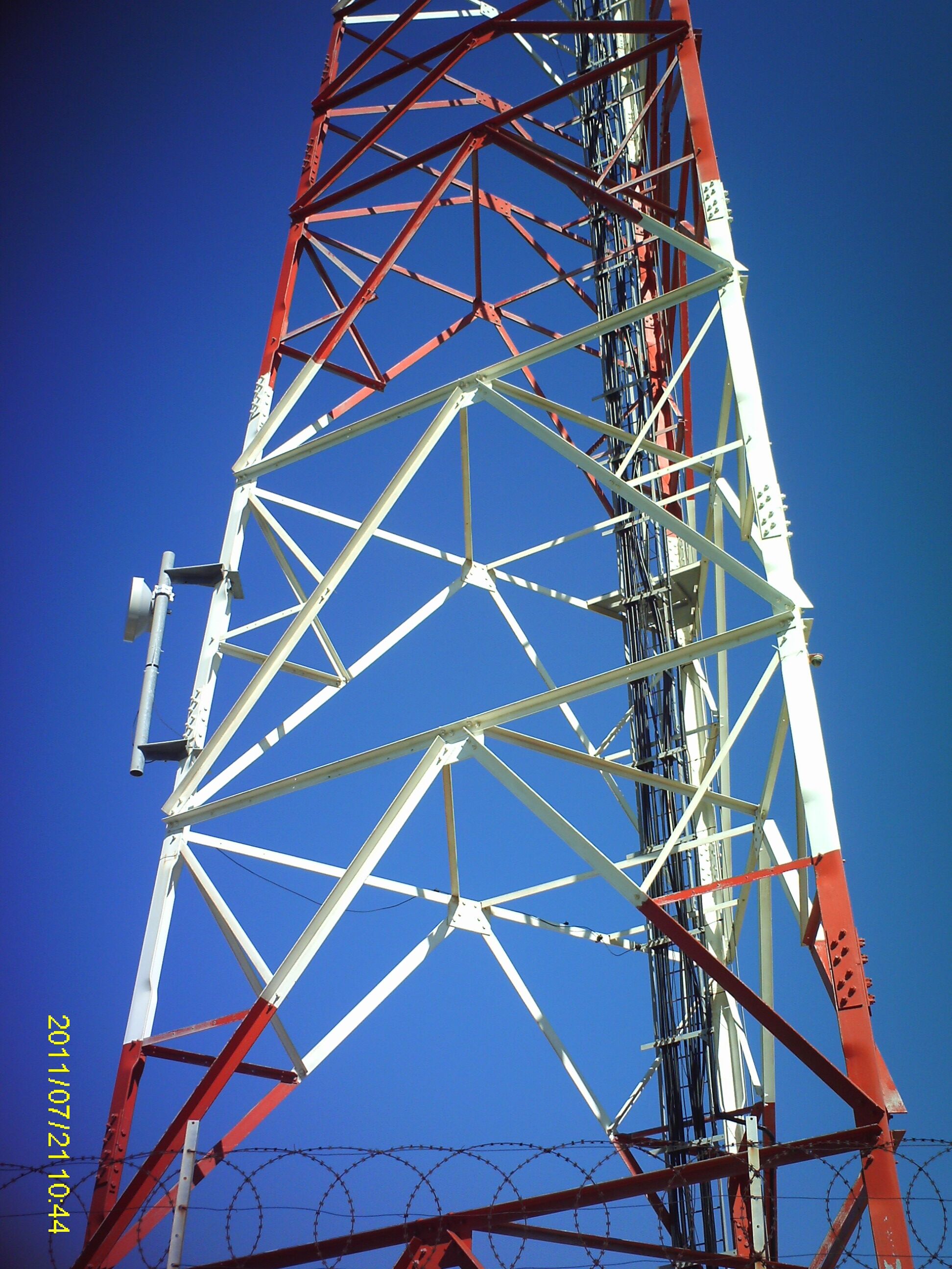 Fornecedor de torre angular de transmissão de energia