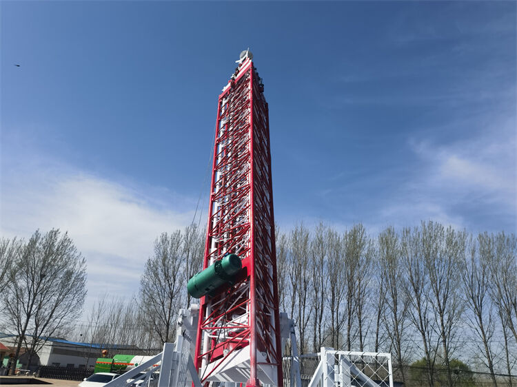 Λεπτομέρειες πύργου αυτουποστηριζόμενης επικοινωνίας Mast Steel COW (Cell On Wheels)