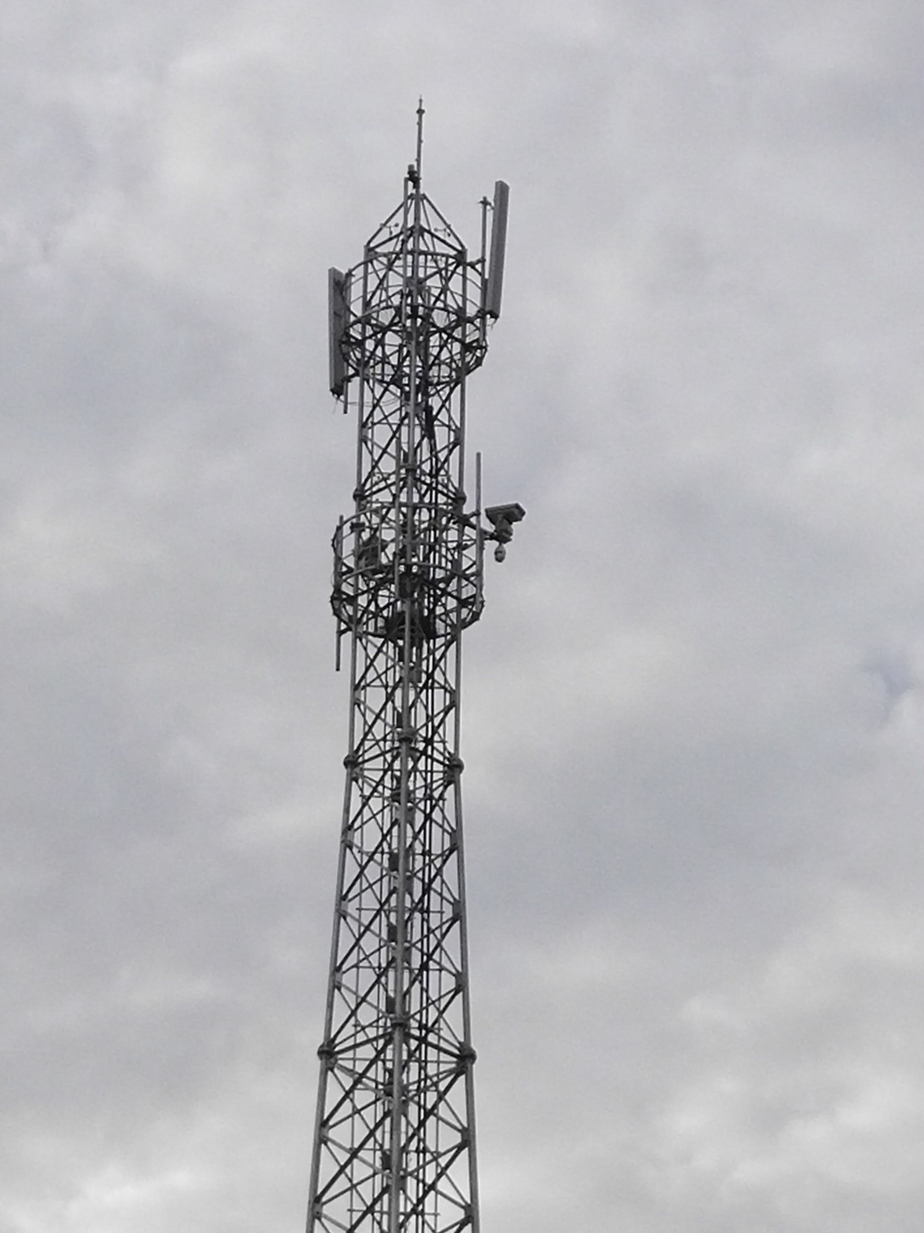 Umzi-mveliso weTelecom Steel Tower