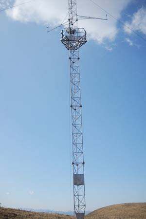 Интиқоли Guyed Wire Tower молрасон телекоммуникатсионӣ мобилӣ