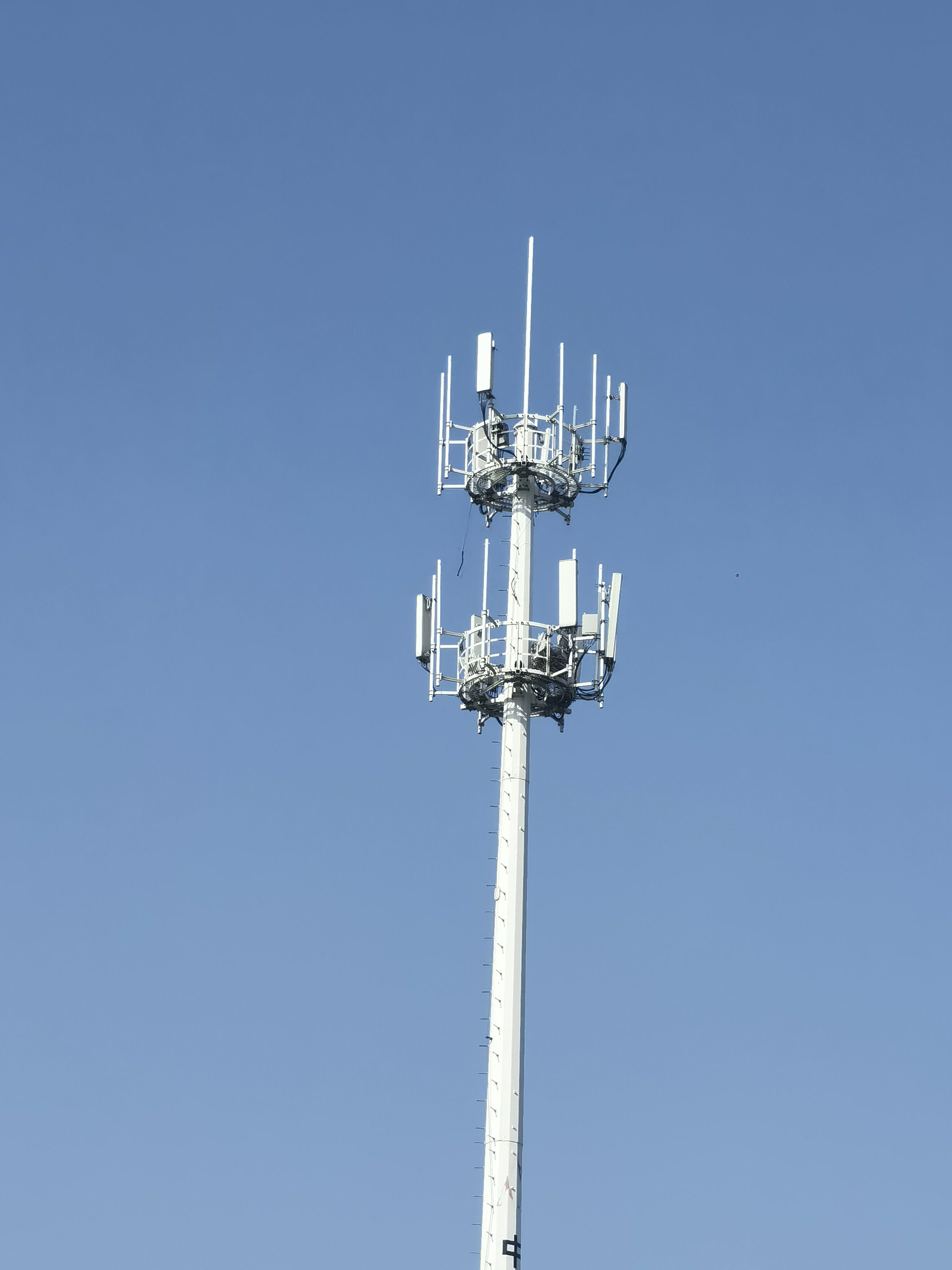 Fábrica de transmissão de comunicação de antena de torre monopole