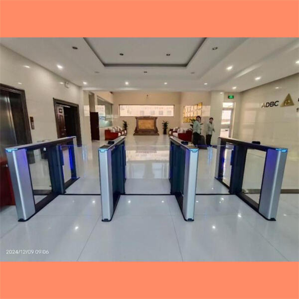 Meet the face reader who can see your past, present, and future.