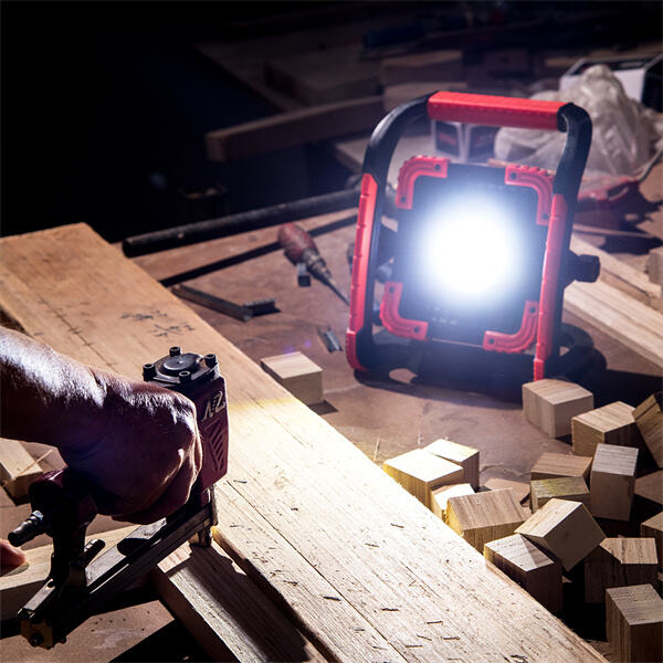 Versatile and weatherproof lighting solution for any situation