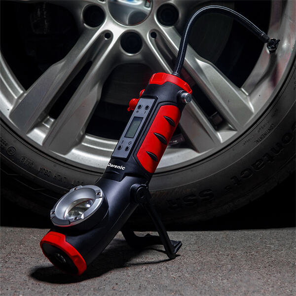 Pohodlně udržujte správný tlak v pneumatikách pomocí pneumatikového čerpadla pro auto