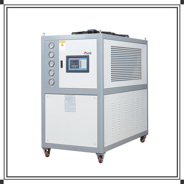 The Benefits of a Compact Water Chiller