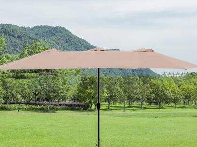 The Advantages of Wholesale Umbrellas for Outdoor Business Solutions