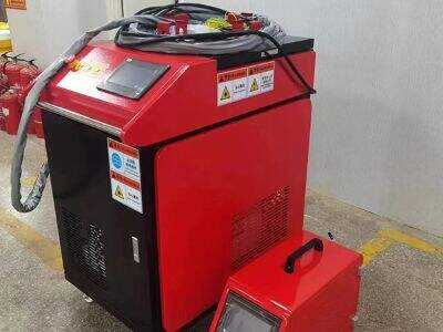 カスタムメタルアートとデザインにおけるレーザー技術