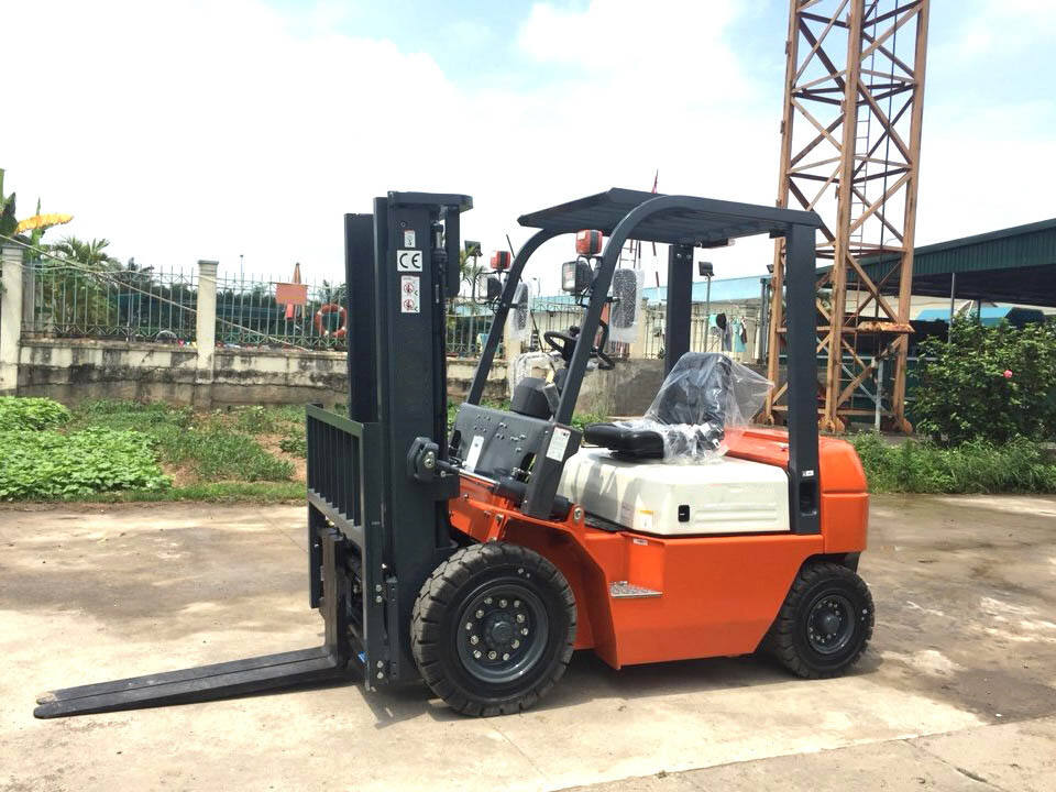 Contact Supplier Leave Messages Diesel Forklift 2 Ton CPCD20 with 3 Stage 4.5 Meter Mast Used in Container details