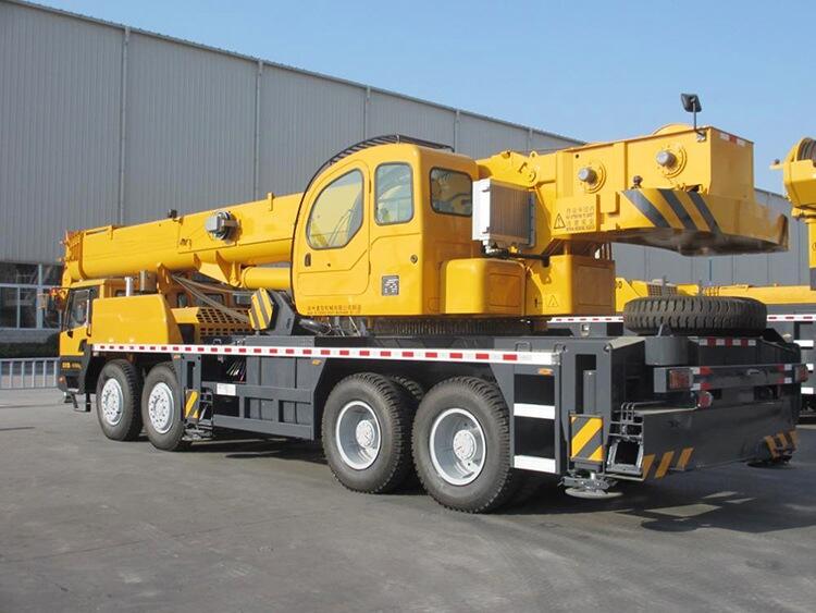 العلامة التجارية الأعلى في الصين QY50KA Construction Crane 50 Ton Truck Crane Lifting Machine في مورد المخزون