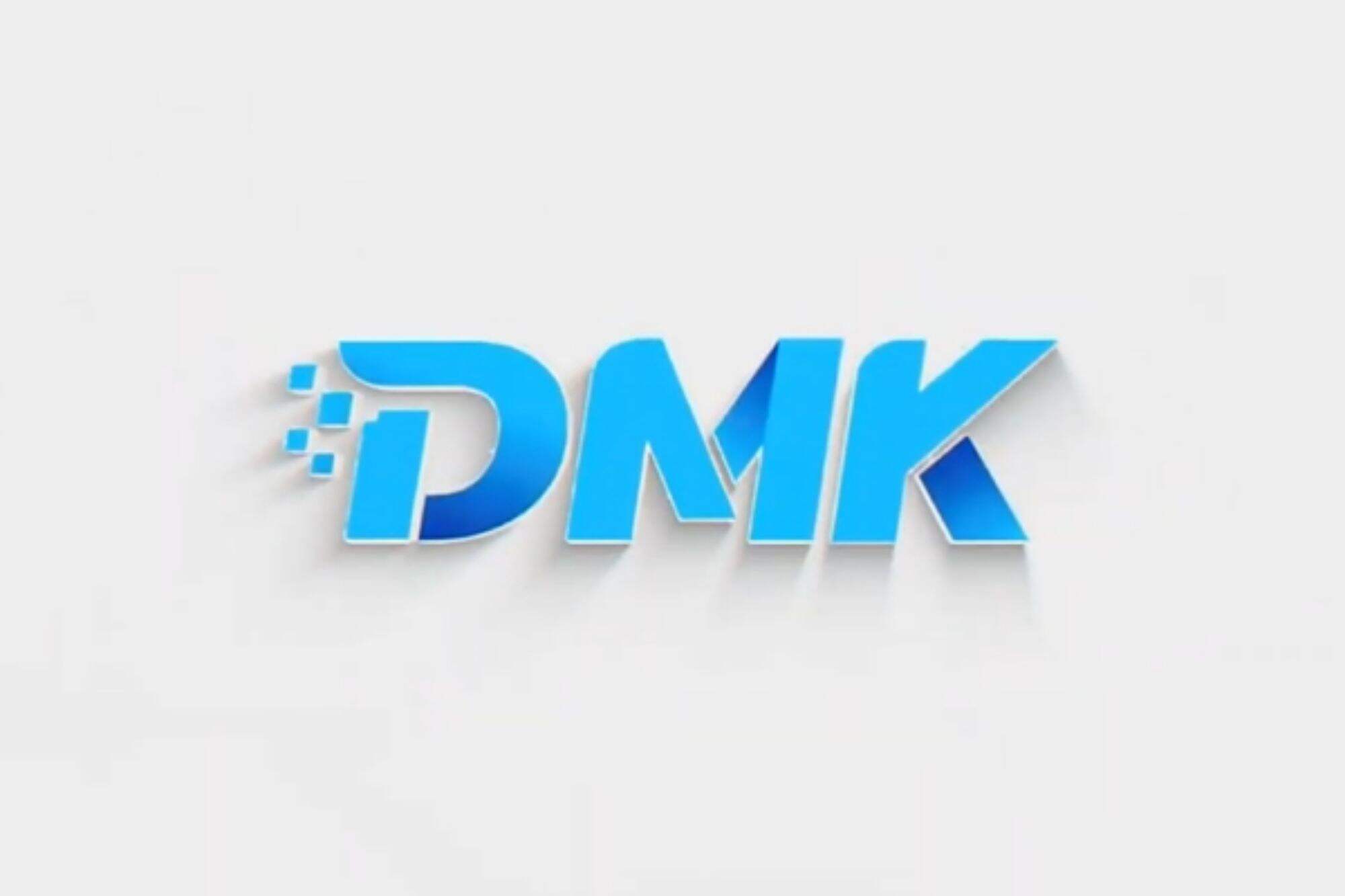 DMK handheld laser welding machine operation demonstration