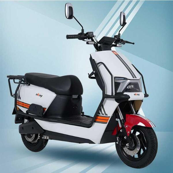 Options de sécurité fournies avec les motos scooters électriques