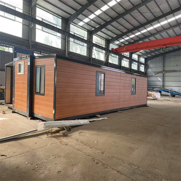 Tolle domum tecum ubicumque eas cum domibus container colapsibilibus quae transportare facile est.