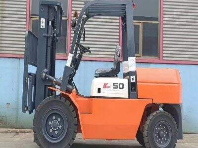 Forklift Battery Maintenance: Extending Electric Model Lifespan