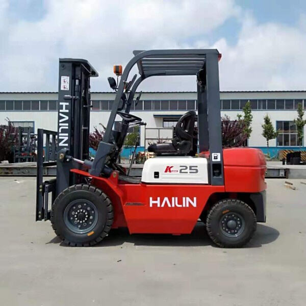 How the 2.5 tonne forklift saves time and energy