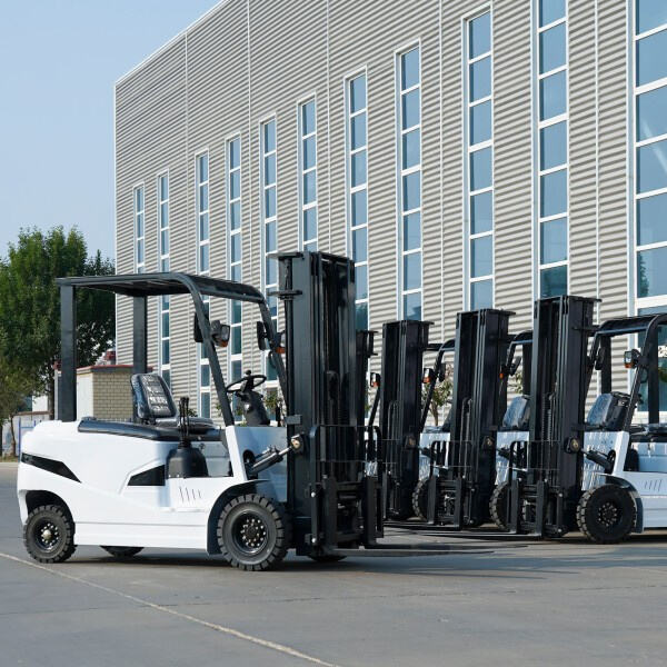 Why a Sit-Down Electric Forklift is the Right Choice