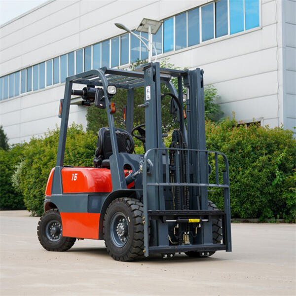 The Advantages of Electric Walk Behind Forklifts in Tight Spaces