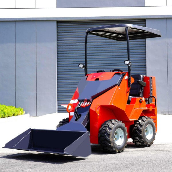 Maximizing productivity with a compact skid steer loader