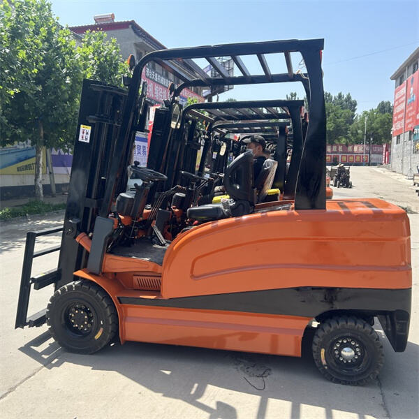 The benefits of using a double reach forklift in tight spaces.
