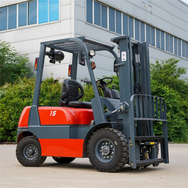 The Role of a 1.5 t Forklift in Your Warehouse