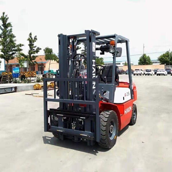 Features of the 2.5 tonne forklift that prioritize worker protection