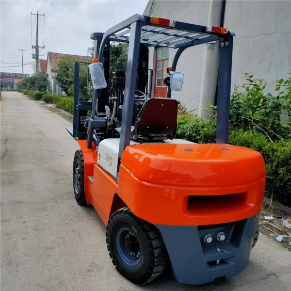 Go Green with the Mini Electric Forklif