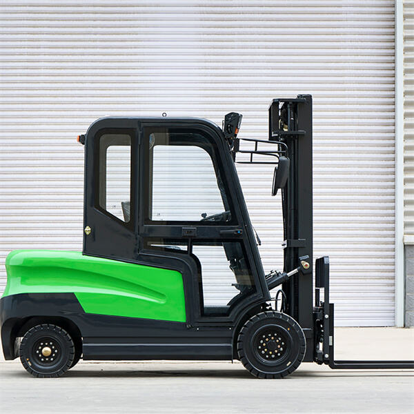 Sustainable solutions with green forklifts in industrial operations