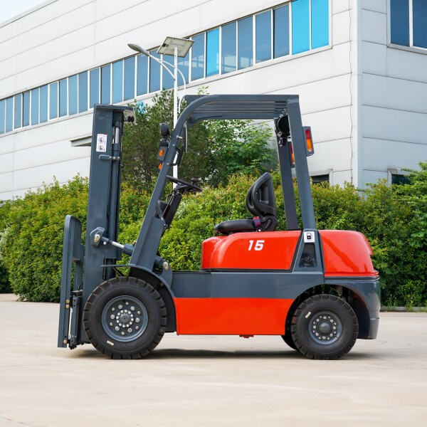 Operating a Reach Truck Forklif