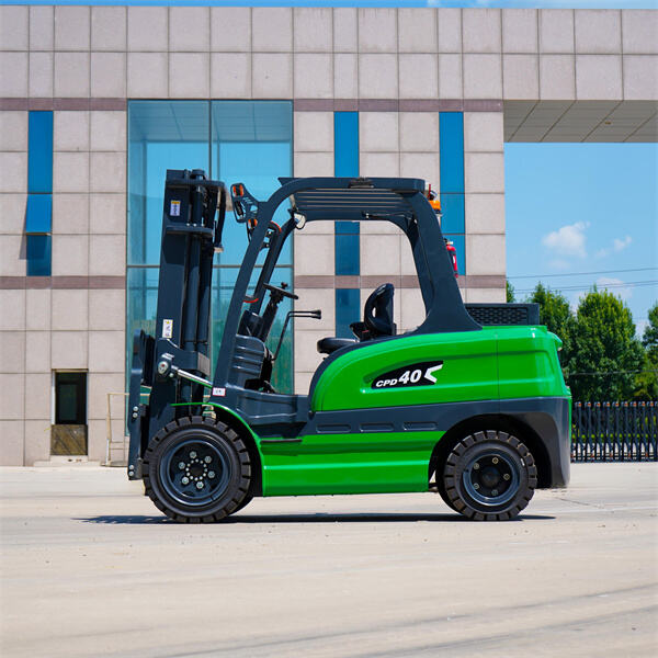 Why Choose a 4 Wheel Electric Forklift for Your Warehouse