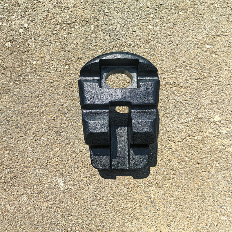 product ductile iron sand casting foundry front suspension connection bracket-1