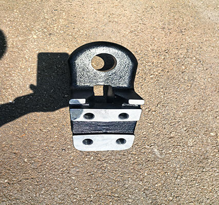 product ductile iron sand casting front suspension connection bracket-2
