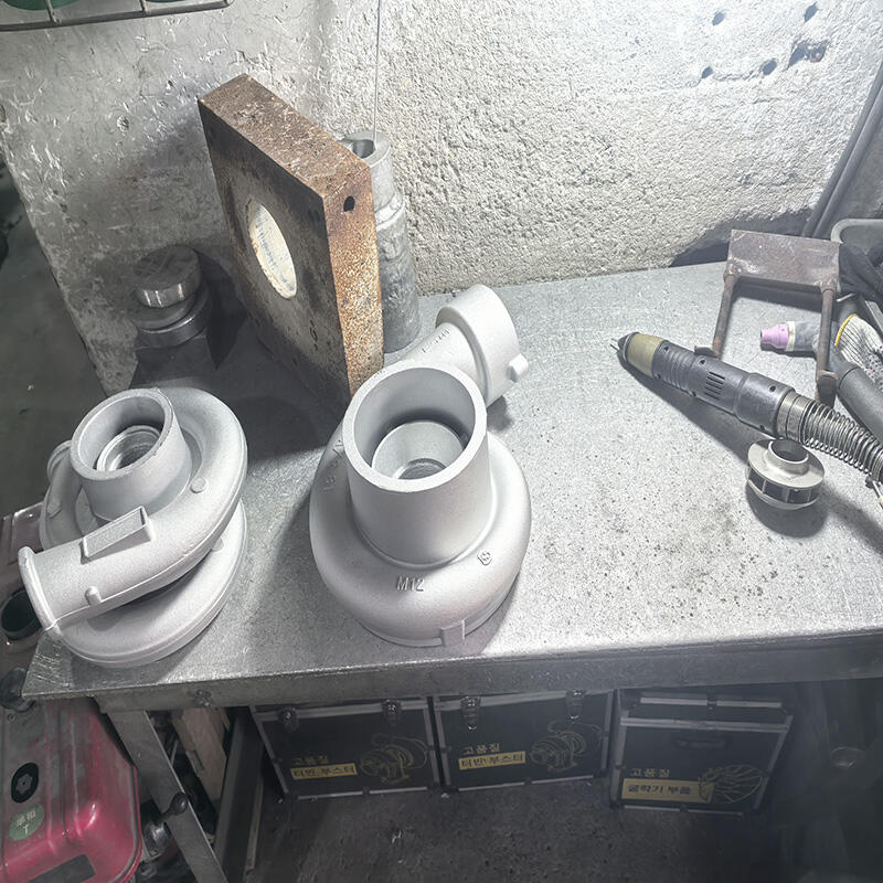 Dandong Pengxin A380 ADC12 Aluminum Gravity Casting Parts Quality Foundry Casting Services manufacture