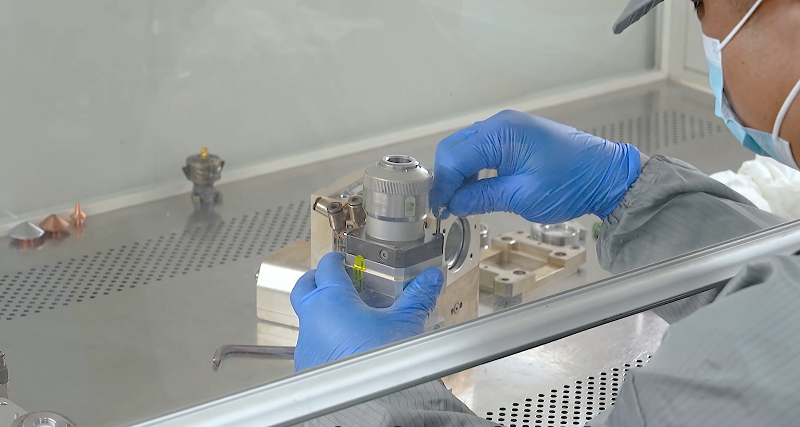 Laser equipment maintenance services