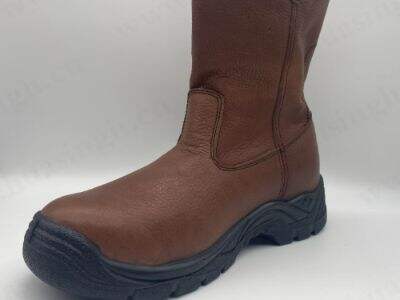 Insulated Safety Shoes for Reliable Protection in Electrical Work