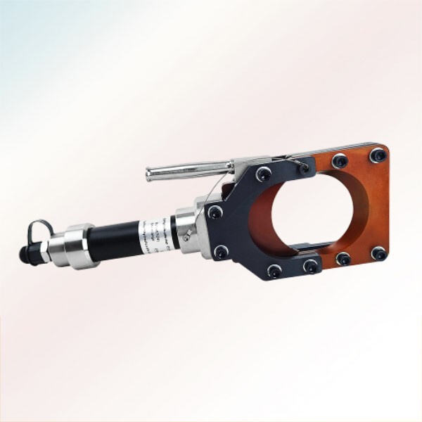 Μεταμορφώνοντας την κοπή χάλυβα με υδραυλικές μηχανές