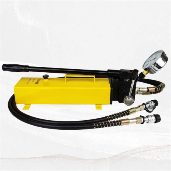 How to Properly Maintain and Care for Your Manually Operated Hydraulic Pump